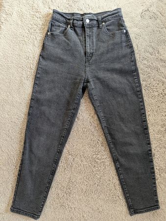 jean Levi's 26