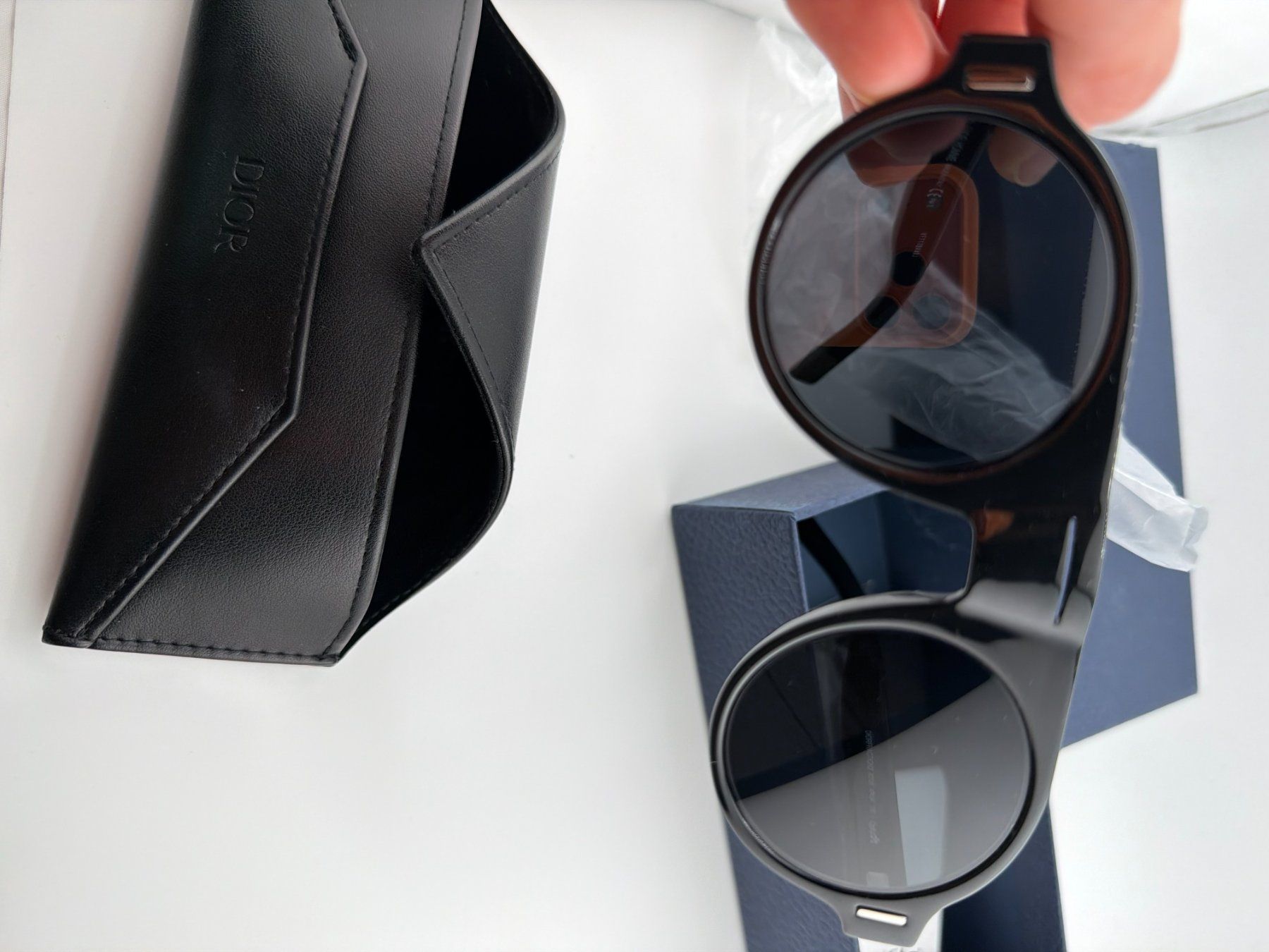 Dior Occhiali & Lenti: Original Dior Sonnenbrille Schwarz mit Etui – Nuovo e nell'imballaggio originale da Riehen venduto da edu_92w7 4