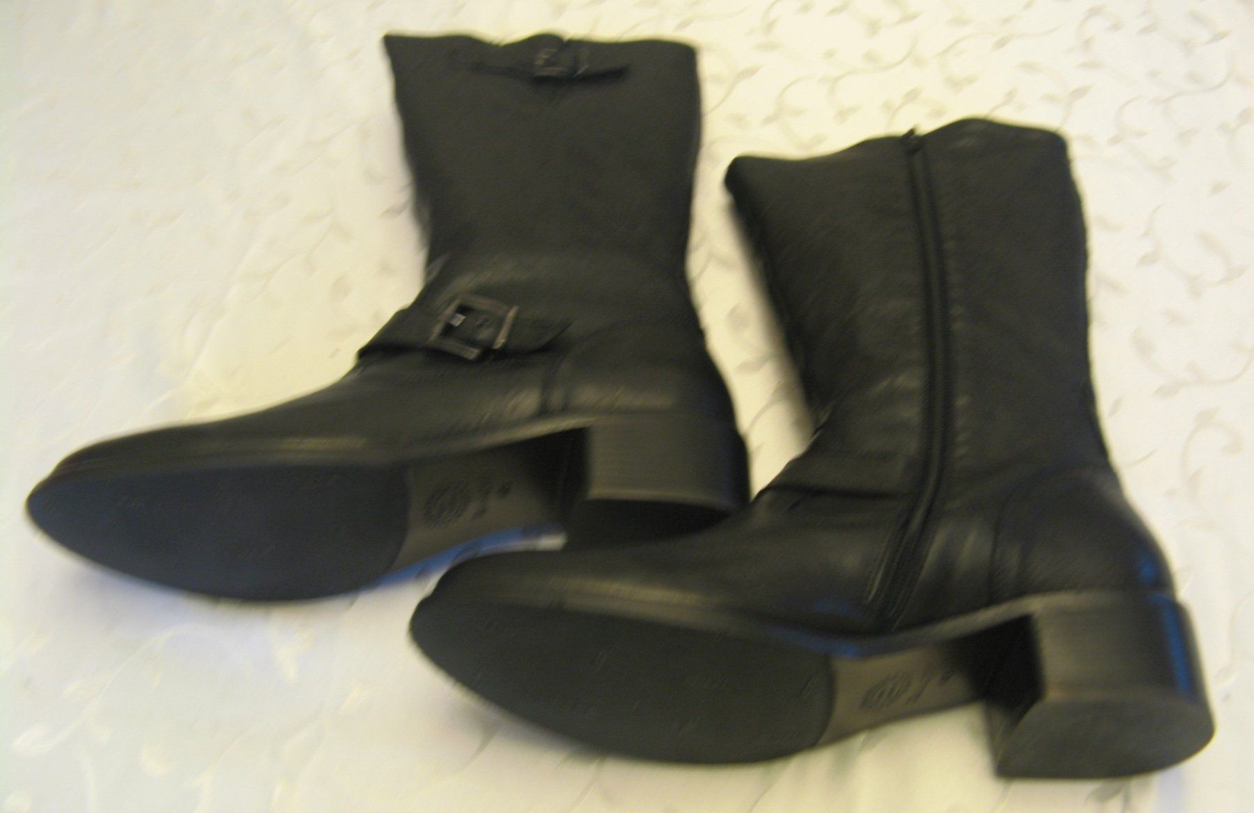 Scarpe da donna: Damenstiefel Grösse 43 – Nuovo (secondo la descrizione) da Frauenfeld venduto da Interessent1 1