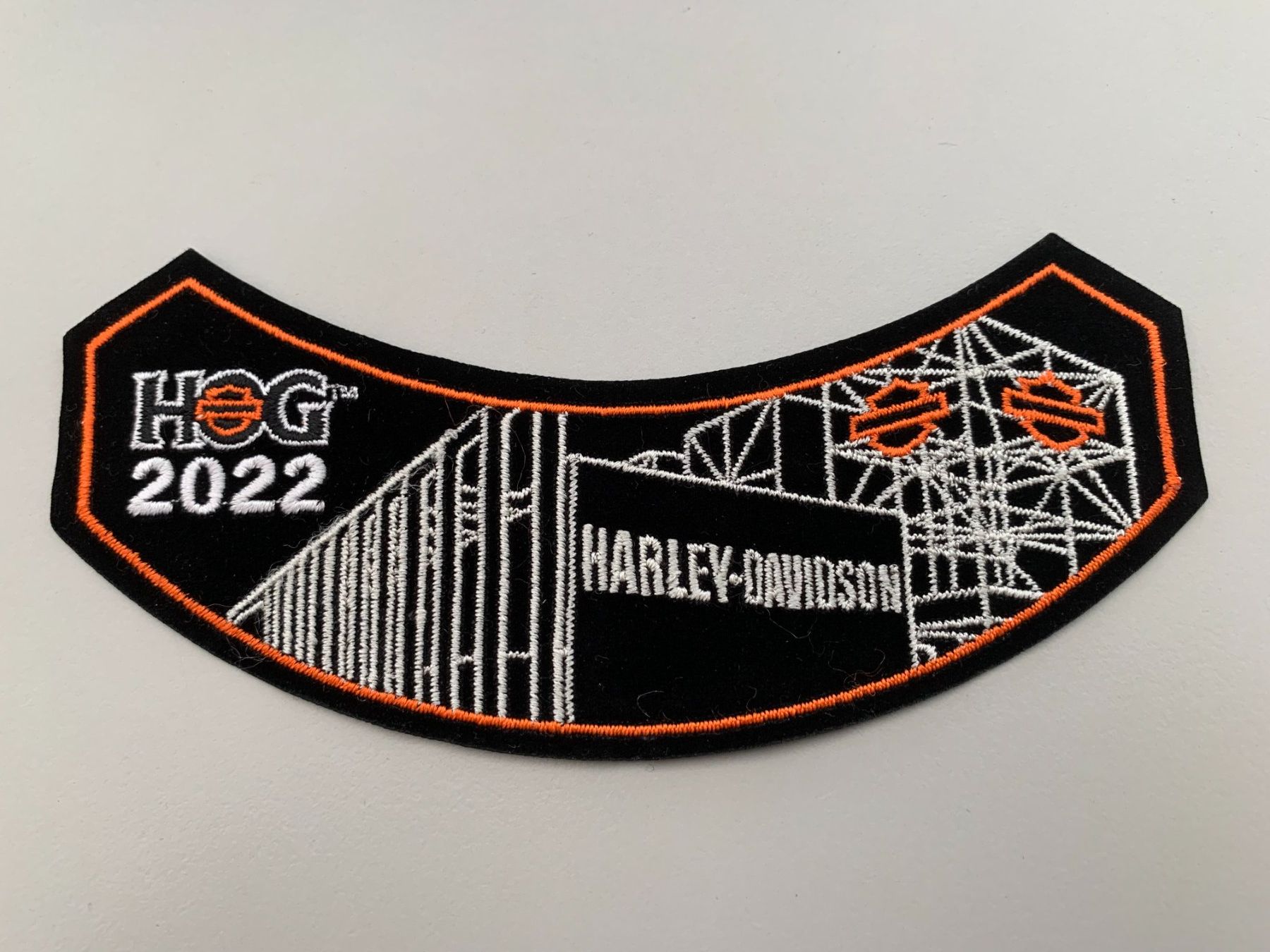 Harley-Davidson Toppe: Harley Owners Group 2022 Patch und Pin, Top Zustand – Nuovo e nell'imballaggio originale da Sarmenstorf venduto da habasa 1