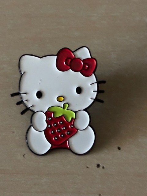 Plaketten & Abzeichen: PIN: Hello Kitty Anstecker NEU Pin – Neu (gemäss Beschreibung) aus Allschwil von Schwelheimer