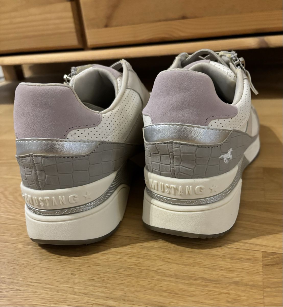 Mustang Scarpe da donna: Mustang Sneaker – Nuovo (secondo la descrizione) da Subingen venduto da benimaus80 3