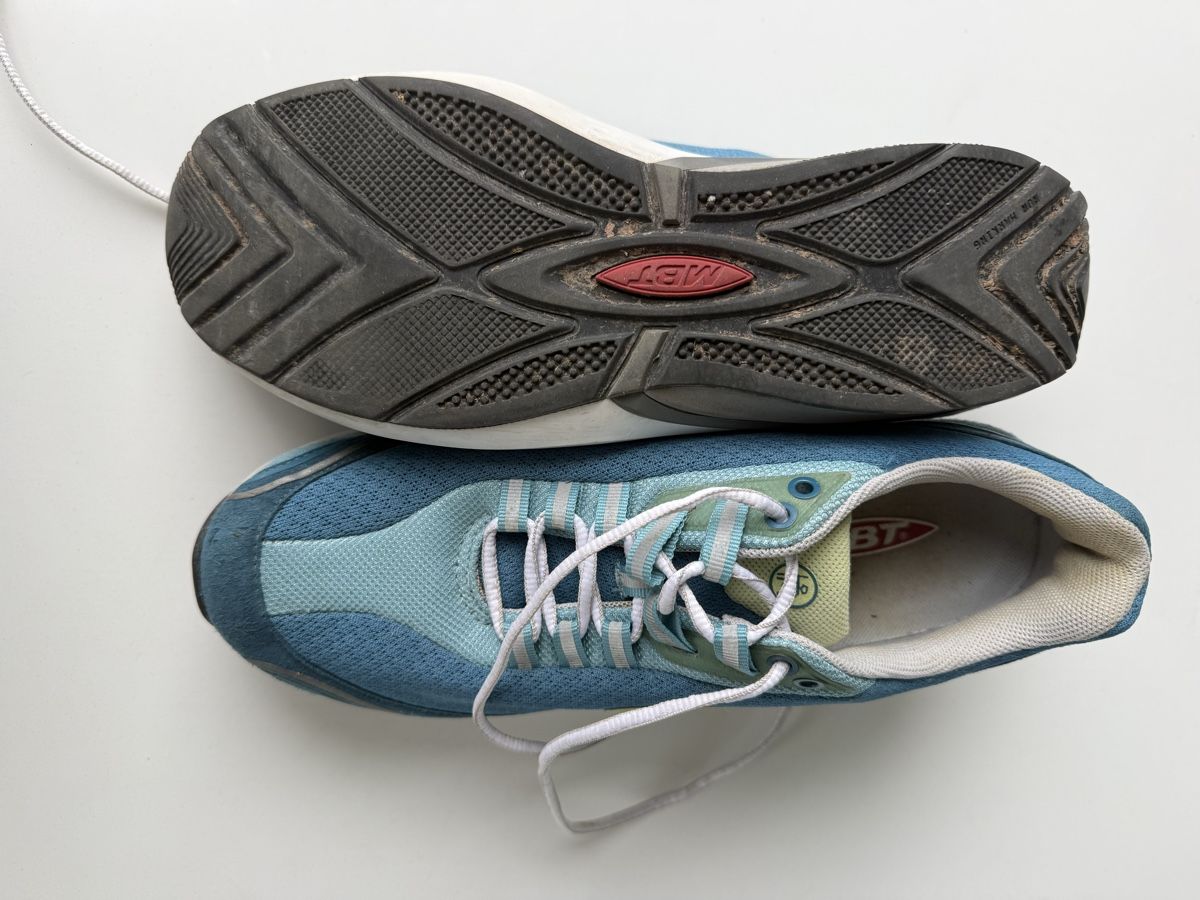Scarpe da uomo: MTB Lauf- und Abrollschuhe Gr. 39 – Usato da Richterswil venduto da Solemare47Nicole 1