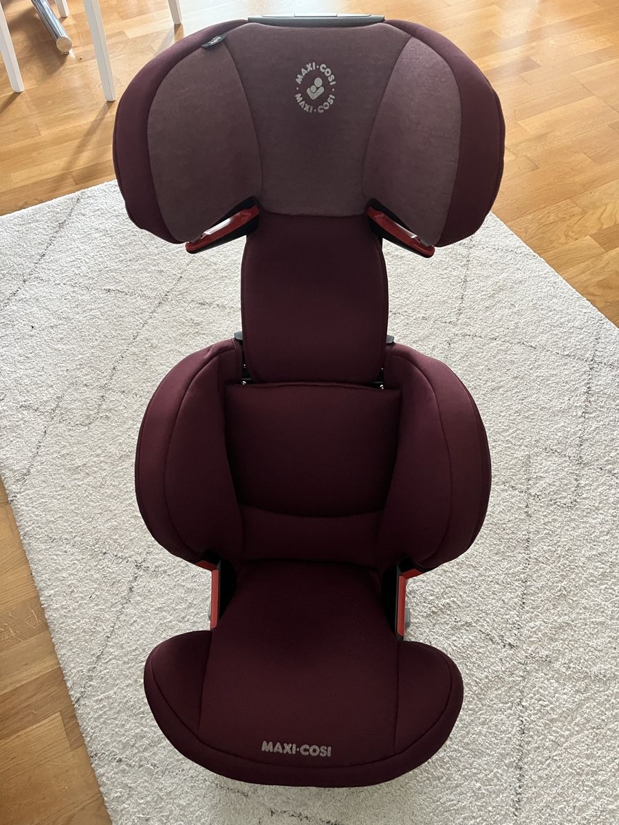 Maxi-Cosi Seggiolini per auto: Maxi-Cosi Rodifix Kindersitz 15-36kg – Usato da Zollikon venduto da Djemba37 1