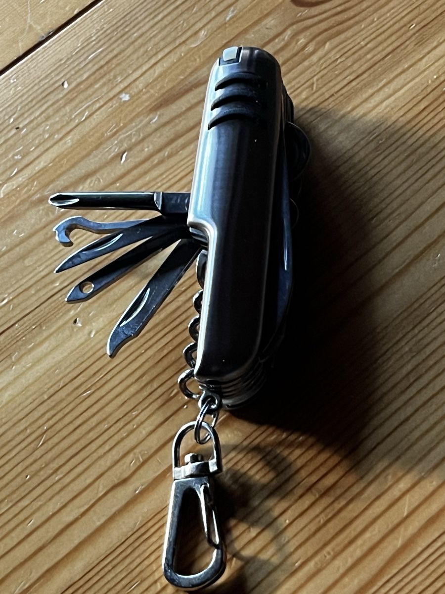Coltelli tascabile: Praktisches Adventure Ridge Multitool mit Etui, neuwertig – Nuovo (secondo la descrizione) da Grindelwald venduto da IseLune 6