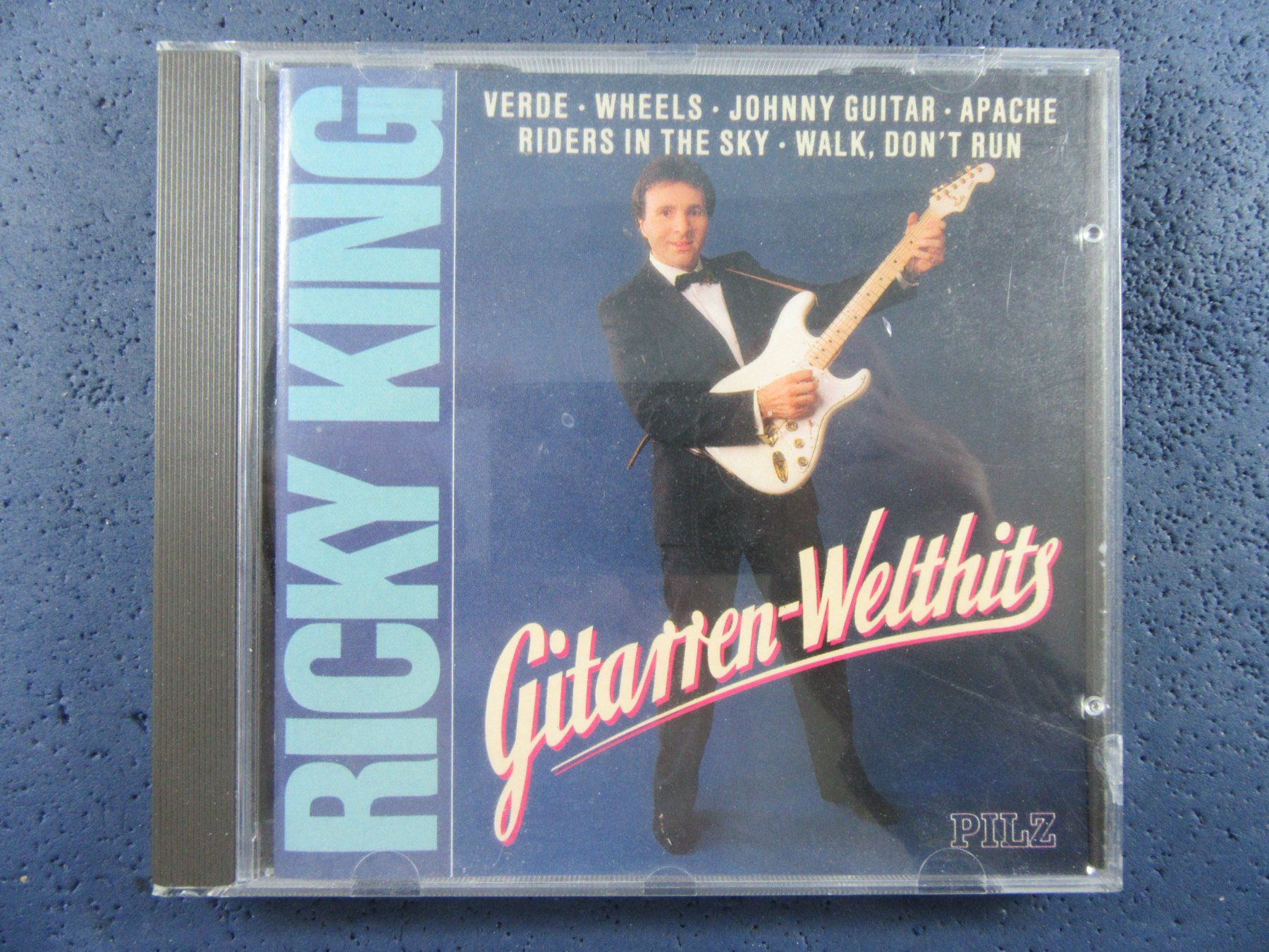 CD: RICKY KING CD " GITARREN-WELTHITS" VERDE,WHEELS,APACHE USW – Usato da Ettingen venduto da Hausi4711