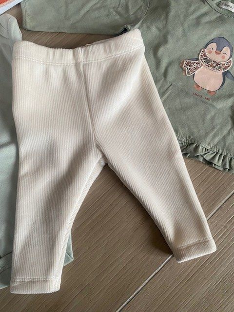 Lotti & Set di vestiti: neues Baby Geschenk Set Gr. 62/68 "Pinguin" – Nuovo (secondo la descrizione) da Staufen venduto da Nasli 2