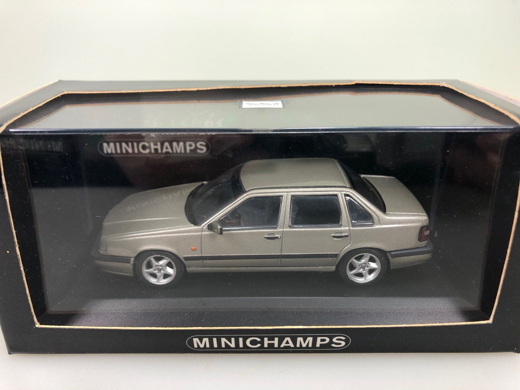Volvo Modellini d'auto: Volvo 850 - Minichamps - 1:43 – Usato da Widen venduto da Himan 3