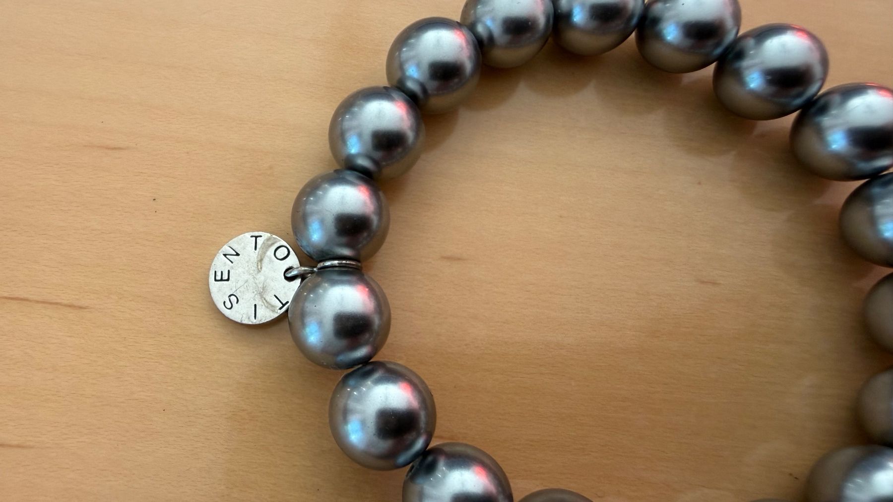 Bracciali & Braccialetti: Armband TISENTO grau Perlen NEU – Nuovo (secondo la descrizione) da Buhwil venduto da Lin66 1