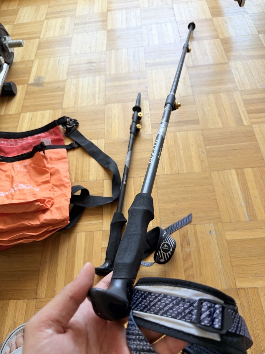 Bastoncini da trekking: Trekking Poles Guidetti Adjustable Excellent Condition – Usato da Villars-sur-Glâne venduto da ext_5h55 1