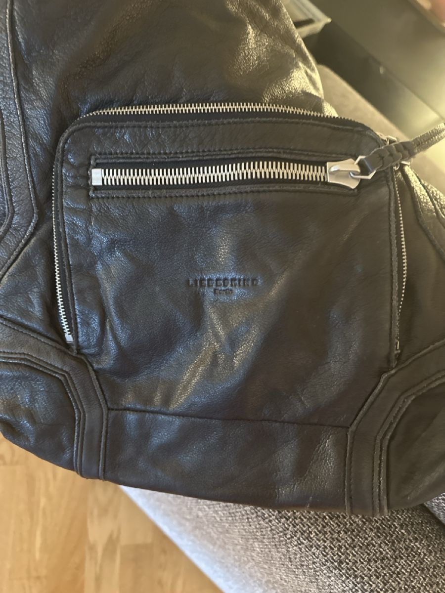 Liebeskind Borse da donna: Schwarze Ledertasche mit Reissverschlüssen, Gebraucht – Usato da Baar venduto da Piigii 3