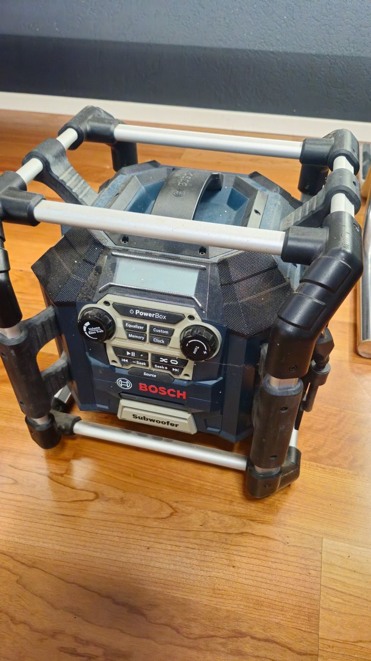 Bosch Radio: Bosch GML 20 Professional – Usato da St.Gallenkappel venduto da Rayman1909