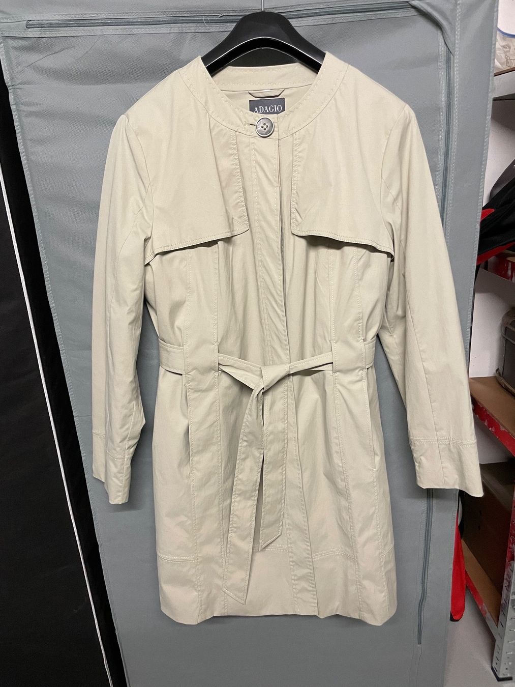 Cappotti: Trenchcoat 44Gr – Nuovo (secondo la descrizione) da Wallisellen venduto da Rally68