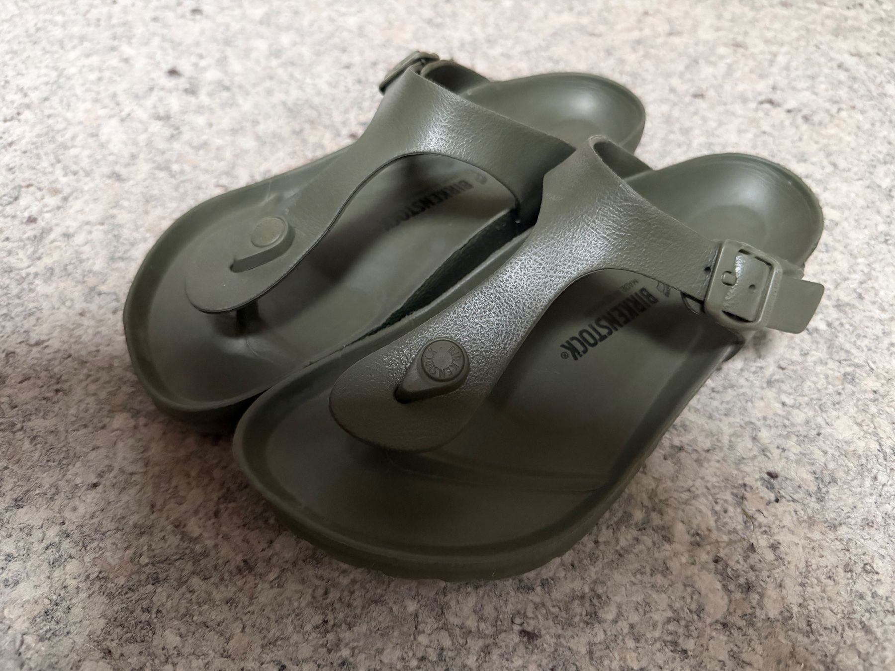 Birkenstock Damenschuhe: Birkenstock Gizeh EVA Gr 39 – Gebraucht aus Wattwil von edel88