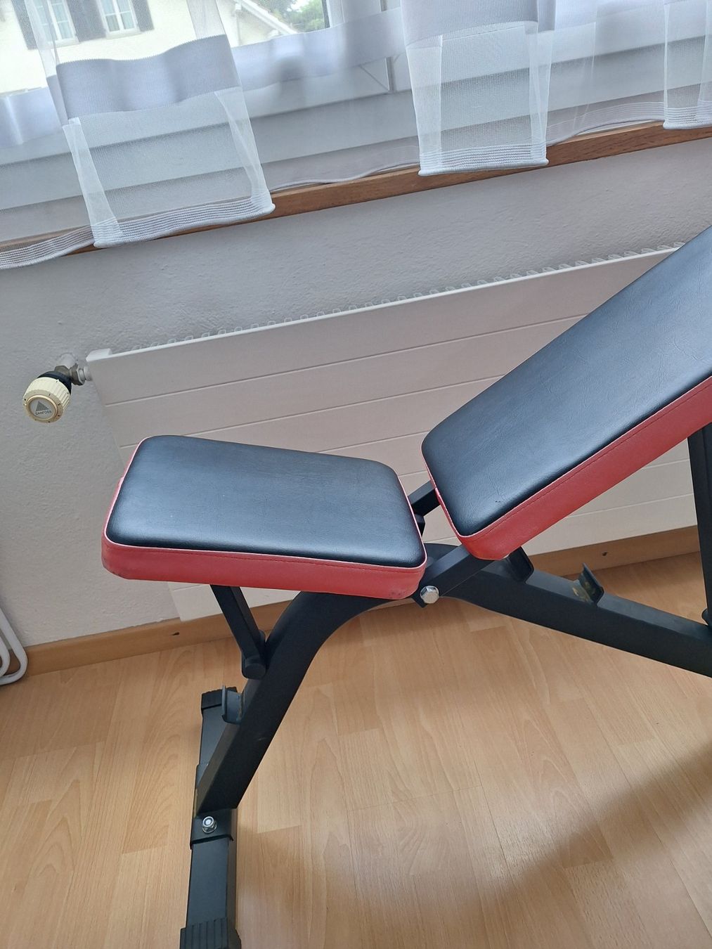 Hometrainer: Verstellbare Hantelbank von Tectake – Usato da Urtenen-Schönbühl venduto da jne_mvm7 5