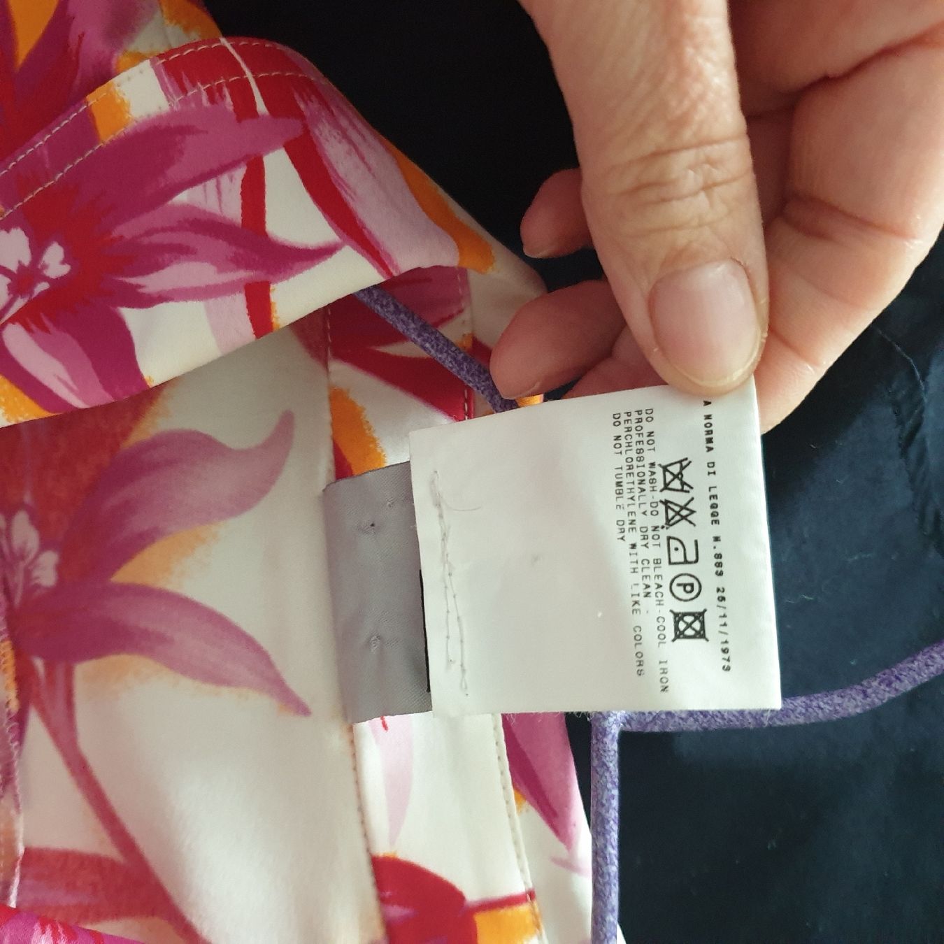 Versace Kleider: Versace schönes blumiges Kleid Gr. 32/46 – Neu (gemäss Beschreibung) aus Frenkendorf von Moon111 5