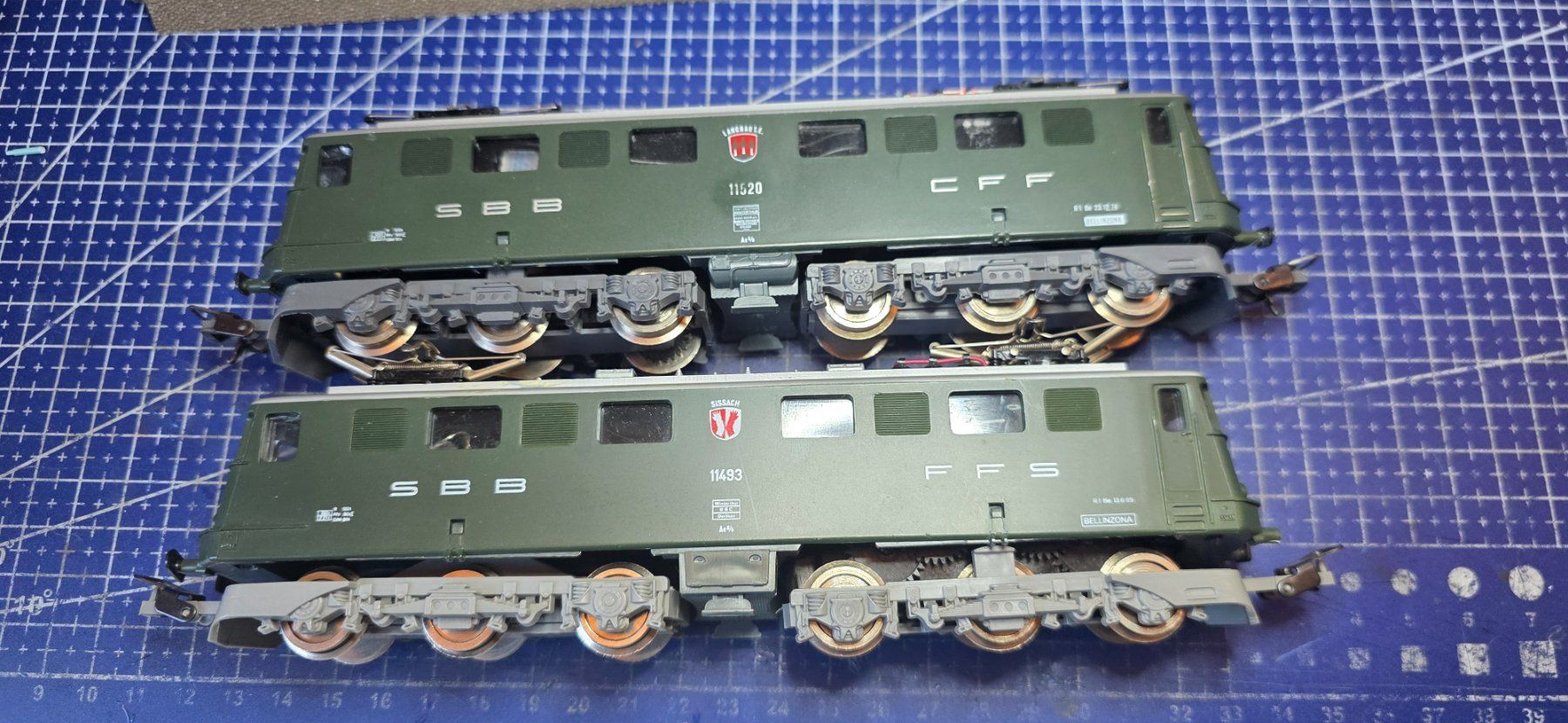 Lima Modellini di ferrovie: Lima Ae6/6 2 stück H0/DC Analog – Usato da Hochfelden venduto da Danizh0