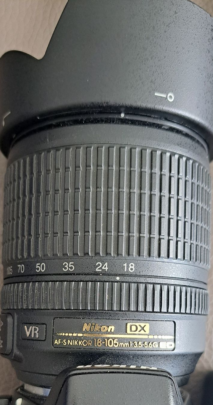 Nikon Fotocamera: Nikon Digital Kamera D3300 mit Zubehör – Usato da Biel/Bienne venduto da Sasha4u 5