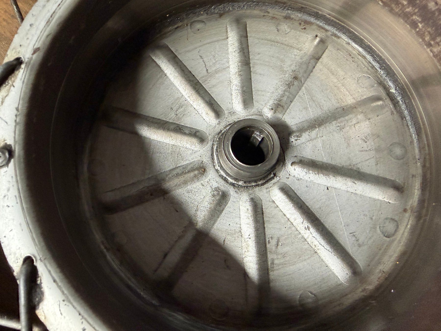 Parti ricambio per ciclomotori: Piaggio Speichenfelge hinten mit Nut – Usato da Bolken venduto da si.x.las 1