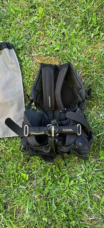 Sport dell'aria & Aquiloni: Harnais Magic Marine taille 36-38 – Usato da Bevaix venduto da nad_t8tm