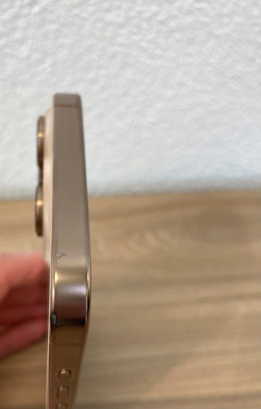 Apple Handys / Smartphones: iPhone 16 Pro Max 512 GB Wüstensand (ohne SIM Lock) – Gebraucht aus Wohlenschwil von i1717 5