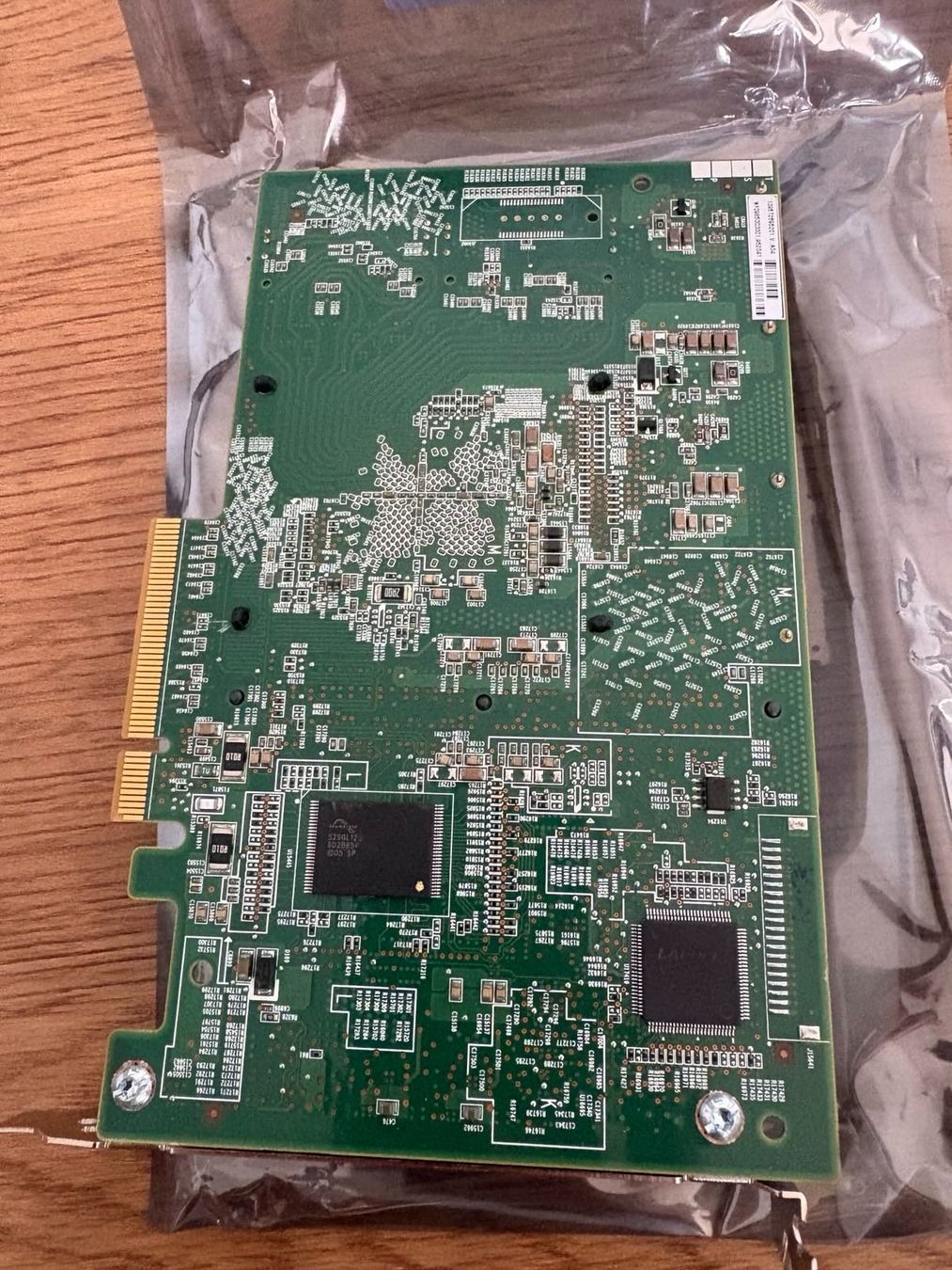 Server: HPE 761880-001 Smart Array P840/4GB FBWC 12Gb Ext RAID – Usato da Dielsdorf venduto da gumball172 2