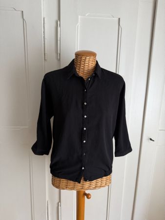 RESERVED - Bluse schwarz fliessend 34