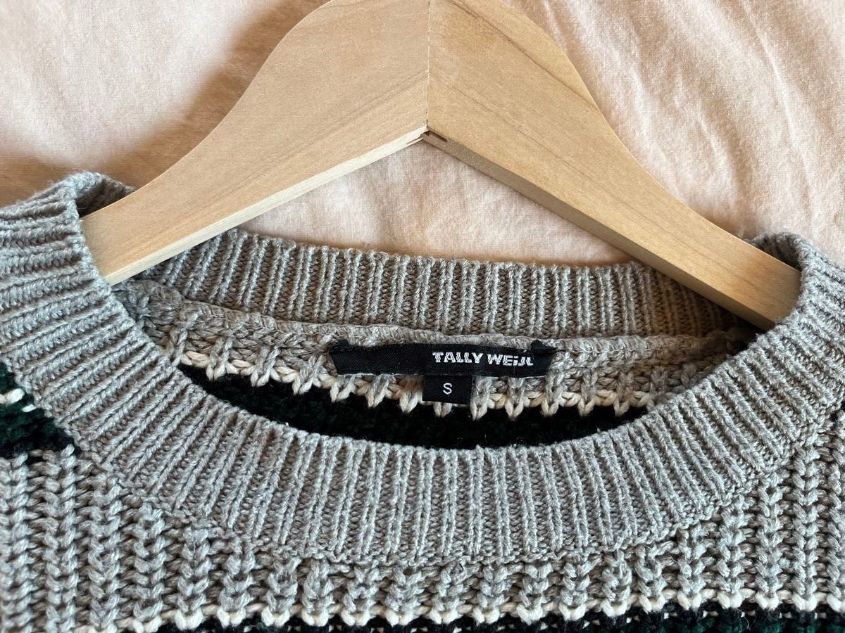 Pullover & Sweatshirts: Strickpullover mit Streifen – Gebraucht aus Frauenfeld von secondhand2hand 1