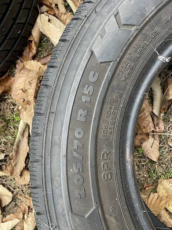 Altro in Scrittura & Disegno: Gomme invernali furgone – Usato da Biasca venduto da dam_v27g 3