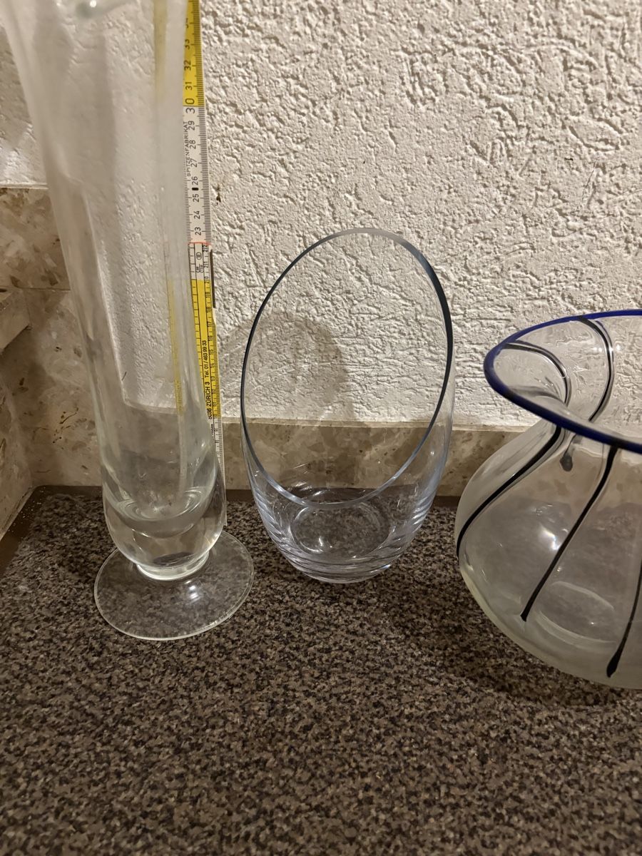 Vasen & Gefässe: Verschiedene Vasen aus Glas – Gebraucht aus Neuägeri von mai_9nd6 4