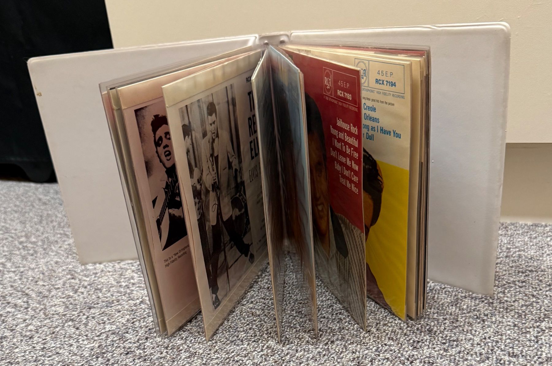 Dischi in vinile: Elvis Presley Single Set - The E.P. Collection – Nuovo (secondo la descrizione) da Triesen venduto da cla_q2js 1