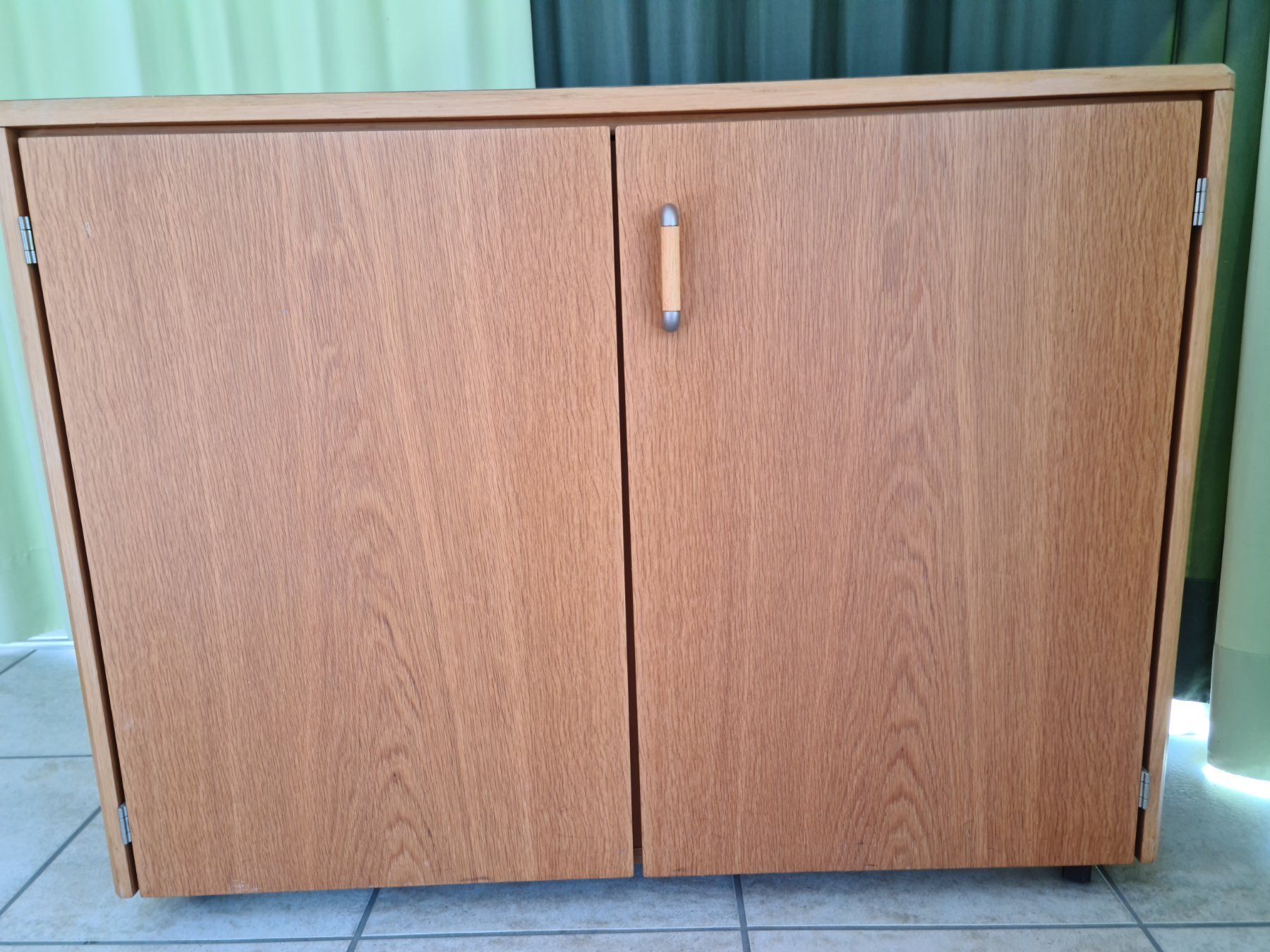 Cassettiere: Kommode, Sideboard auf Räder – Usato da Laupen ZH venduto da Firo10 2