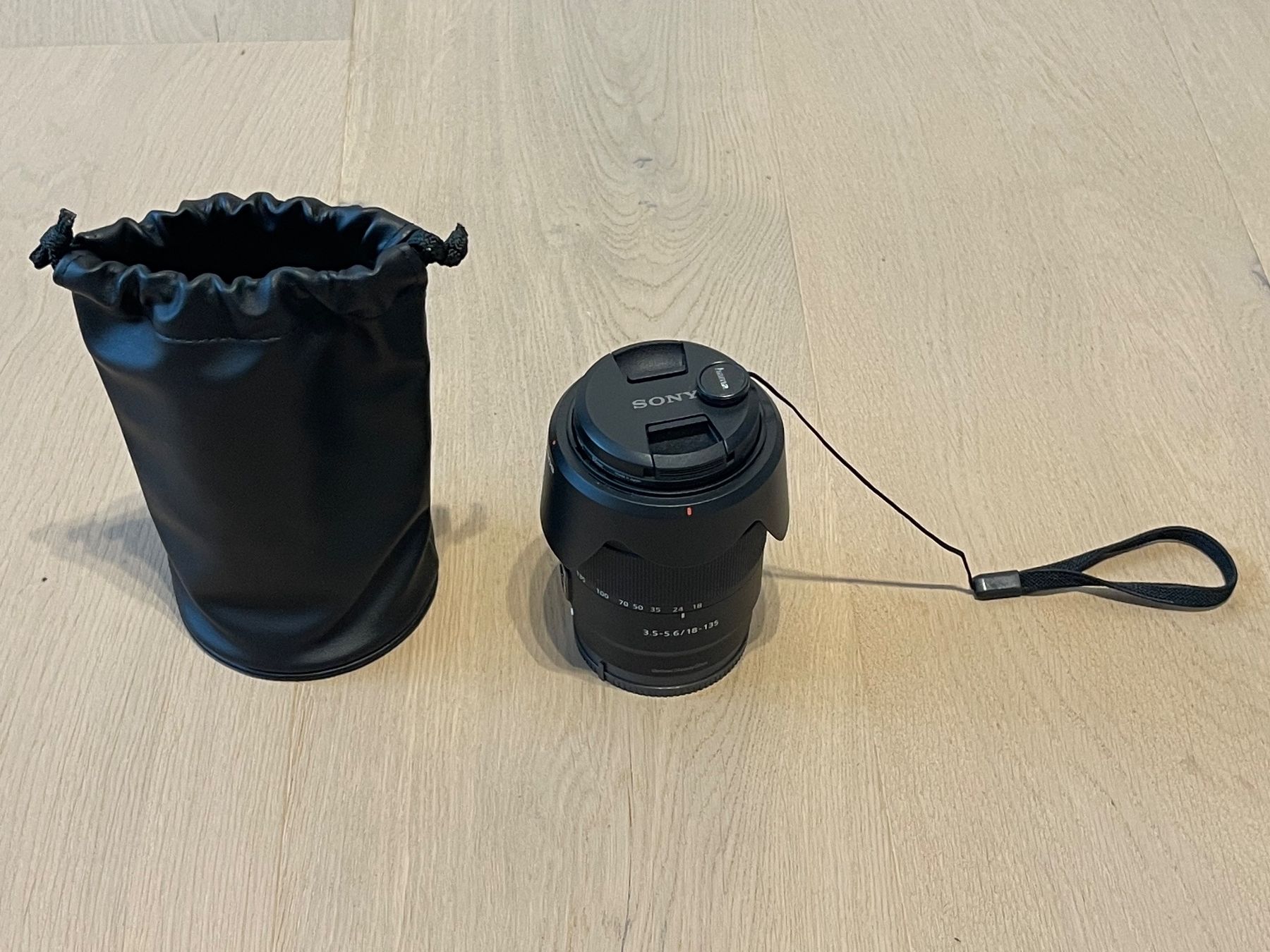 Sony Obiettivi: Sony 3.5-5.6/18-135 OSS Objektiv – Usato da Oberägeri venduto da Chica-go 2