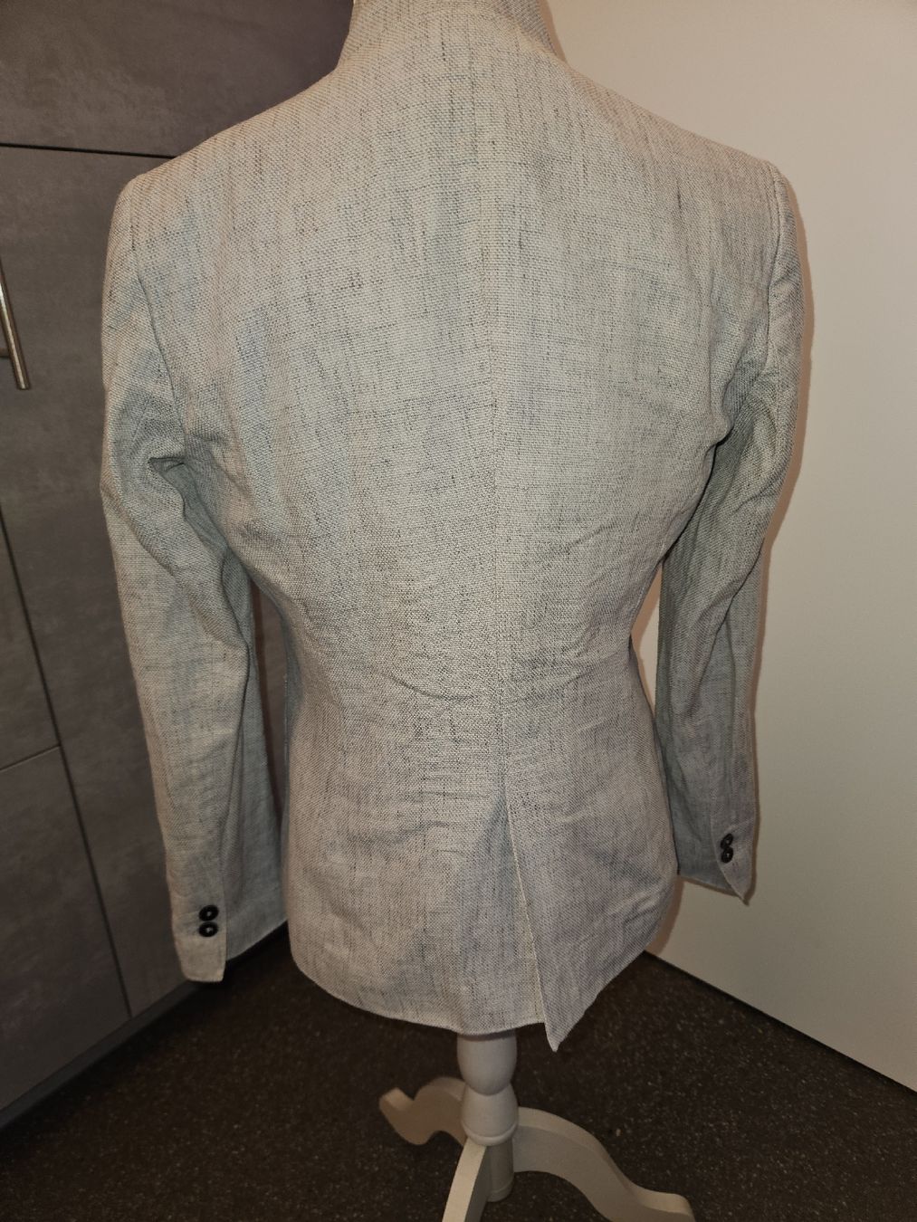 Zara Giacche: Zara Basic Blazer Grau Gr.38 Damen  – Nuovo (secondo la descrizione) da Anwil venduto da tamoos 1