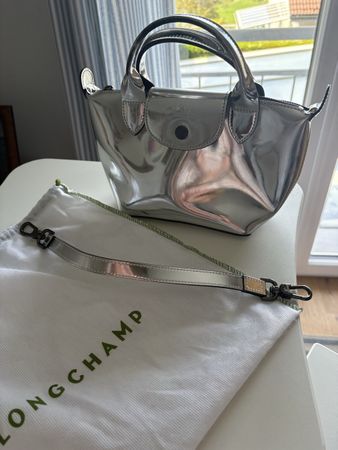 Handtasche Longchamp silber metallic mit Gebrauchsspuren
