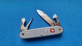 MILITÄRMESSER VICTORINOX JG. 1984