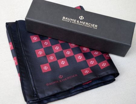 Baume & Mercie Seidentuch / foulard en soie