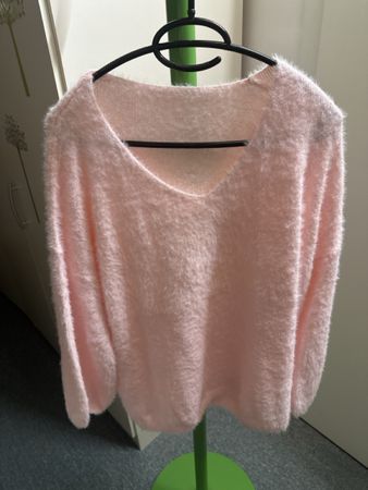 Damen Pullover flauschig  V-Ausschnitt rosa