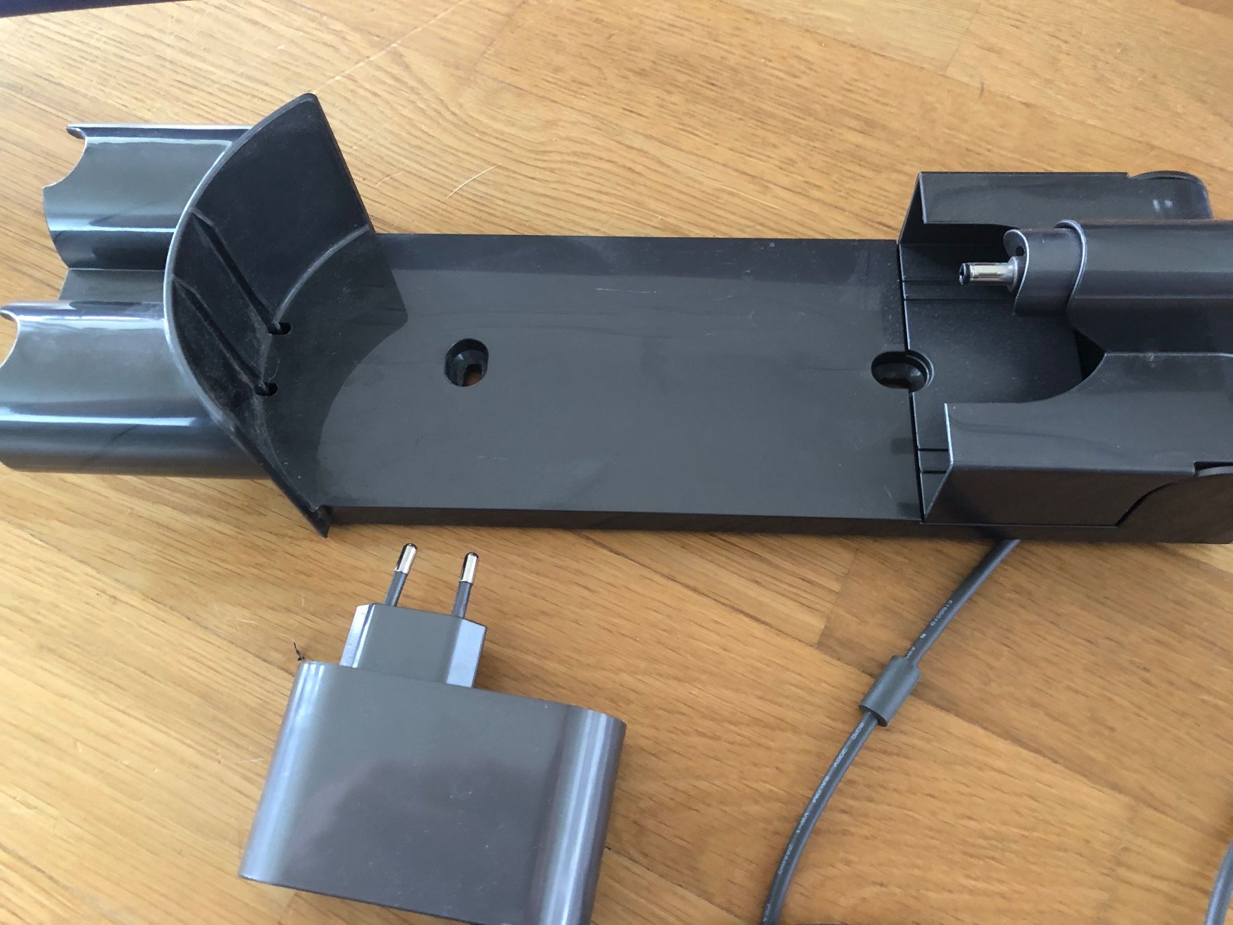Dyson Aspirapolveri & Accessori: Dyson V6 Fluffy DEFEKT! – Difettoso da Dietwil venduto da mar_2dwj 3