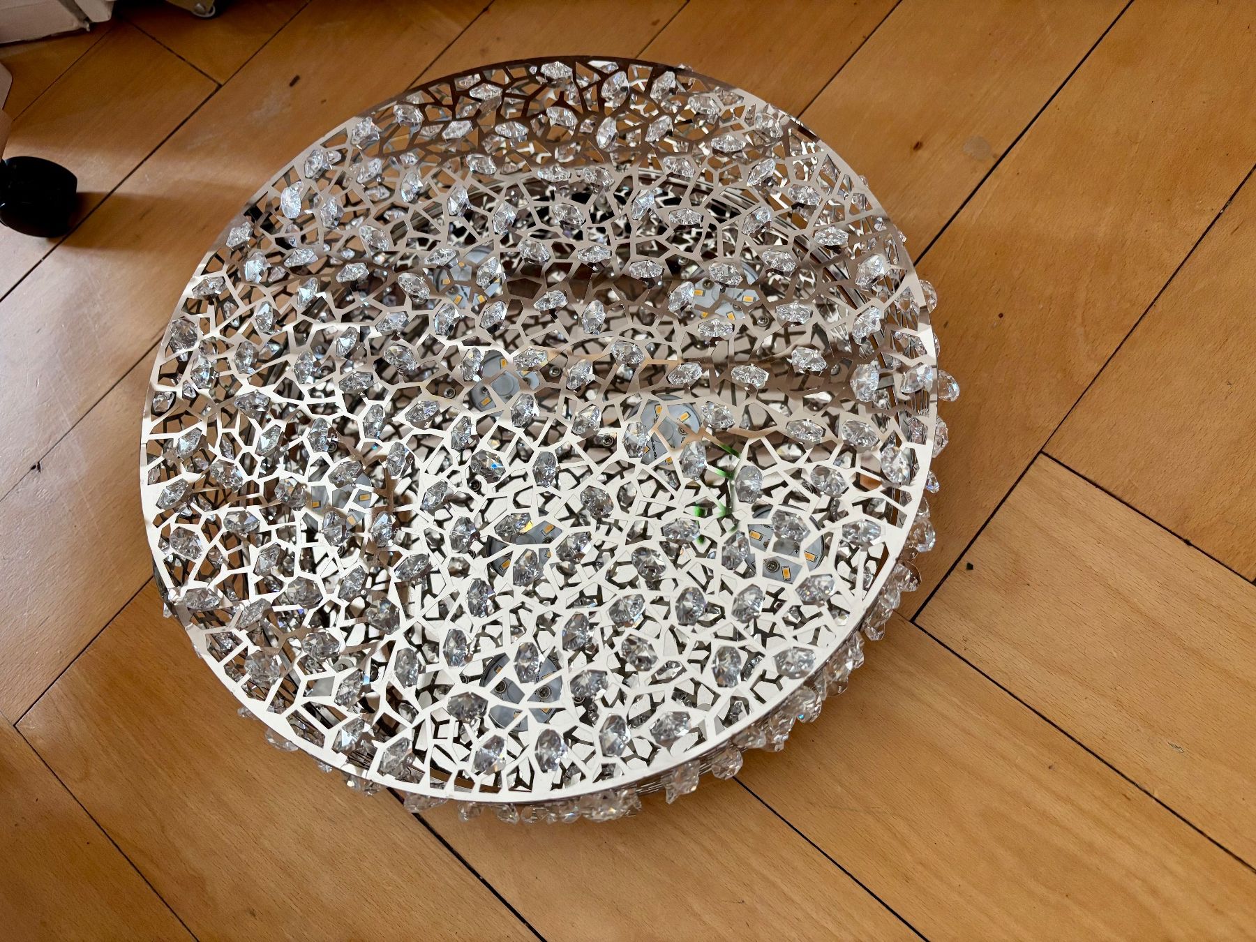 Lustres & lampes de plafonds: Wunderschöne Deckenlampe mit Kristall-Dekor – D'occasion à Zürich par Starwatcher 1