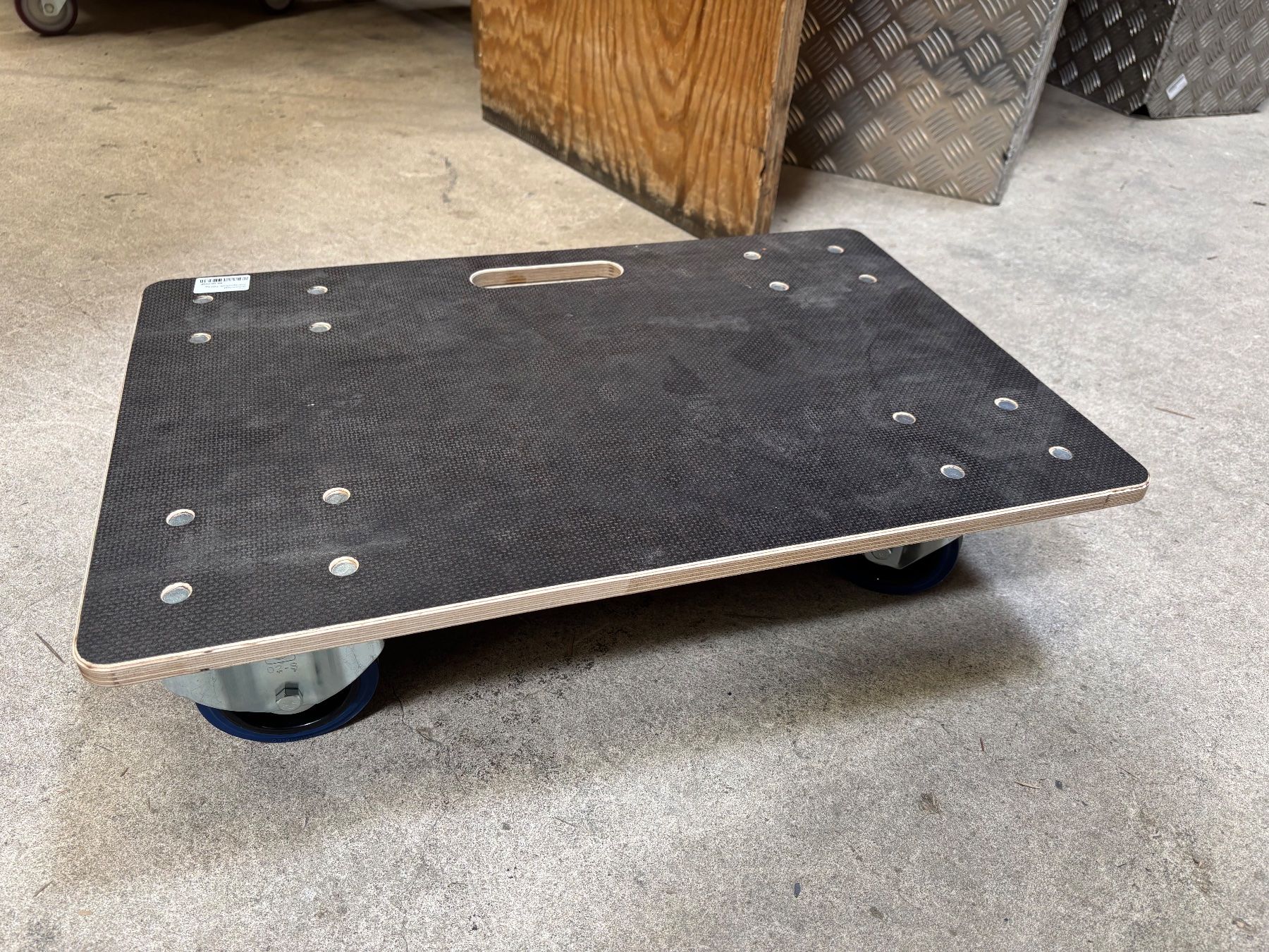 Carrelli di trasporto: Schwerlast Transportrolli / Rollbrett / Möbelroller 720kg – Usato da Winterthur venduto da ReUse_Baumarkt 2