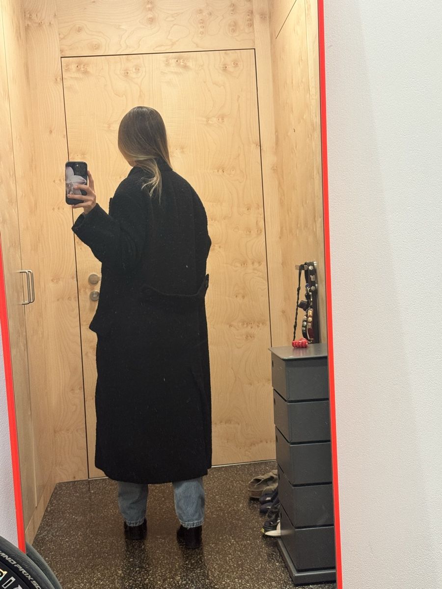 Acne Studios Cappotti: Acne studios wool black oversized coat size 36 – Usato da Zürich venduto da gva_r9gs 5