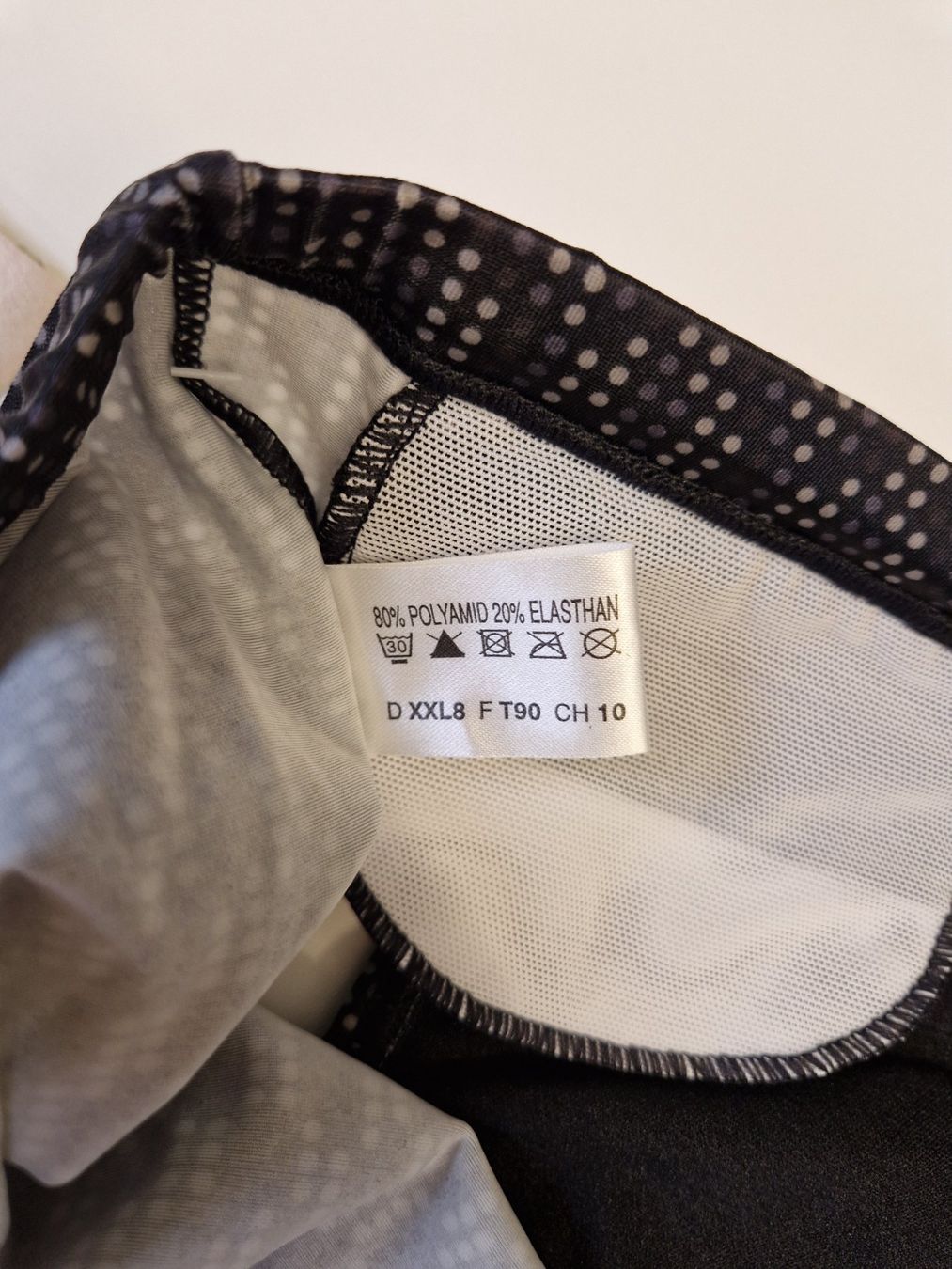 Lahco Costumi da bagno: Badehose Herren XXL Lahco Basic Black Red / Rabatt 50% - 70% – Nuovo e nell'imballaggio originale da Braunau venduto da Brand-Store 9