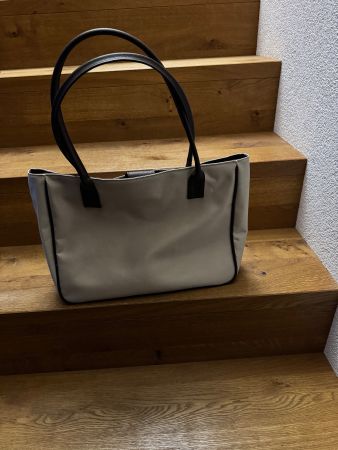 Estée Lauder Tasche