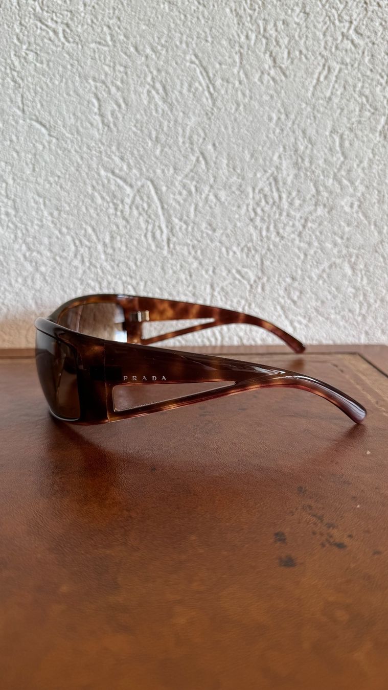 Prada Occhiali & Lenti: Lunettes de soleil Prada – Nuovo (secondo la descrizione) da Bulle venduto da Math2601 2