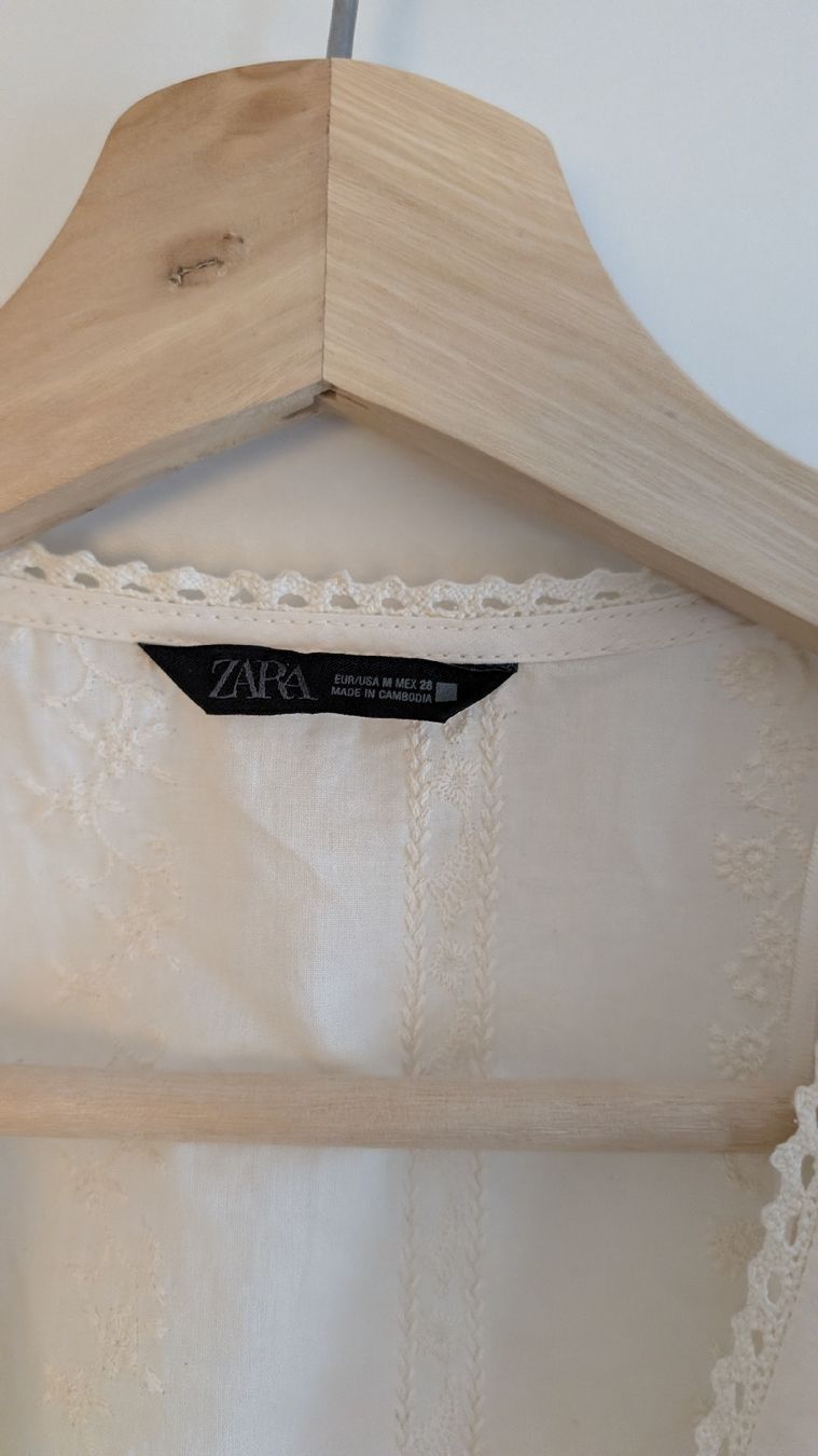 Zara Camicette: Blouse Zara – Nuovo (secondo la descrizione) da La Conversion venduto da deborah22 3