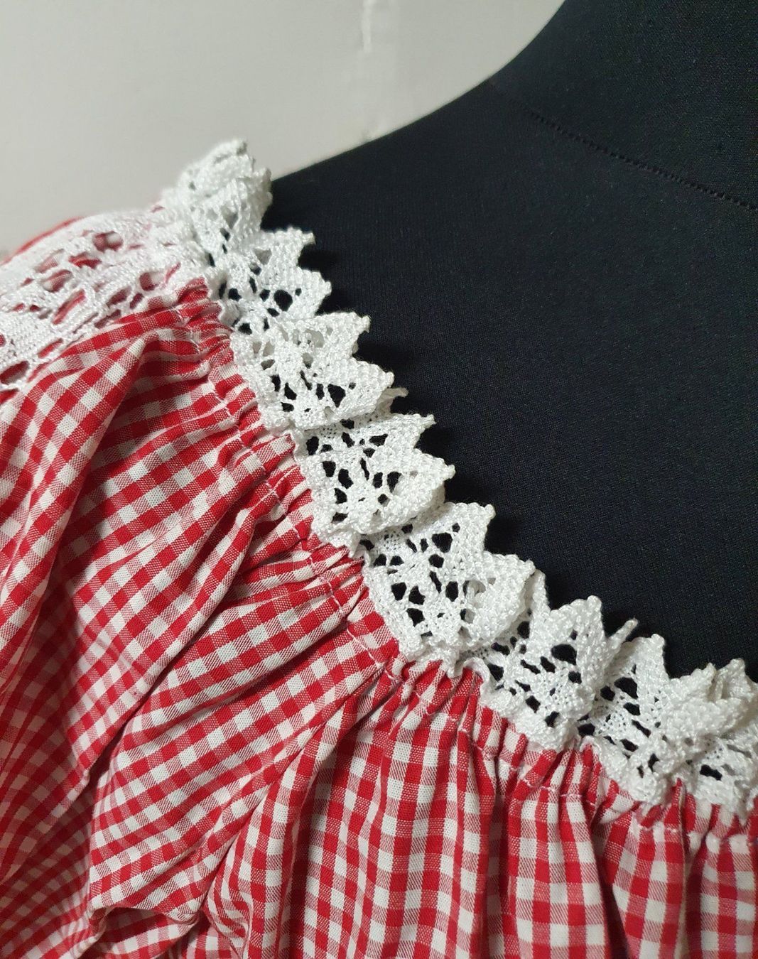 Camicette: Neu: Dirndl Bluse Gr. 42 / Eigendesign Edler Weiss / 100% BW – Nuovo (secondo la descrizione) da Muri AG venduto da Edlerweiss 3