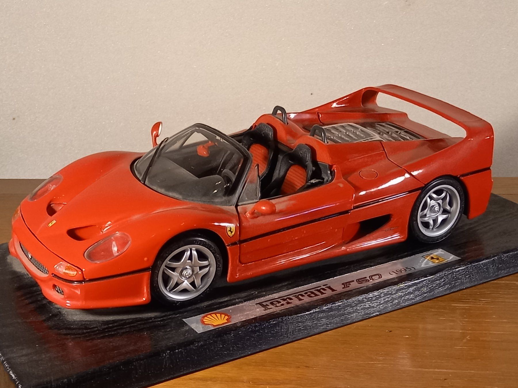 Ferrari Modellautos: Modèle réduit Ferrari Décapotable Rouge – Gebraucht aus Ponts-de-Martel von Henri-Louis