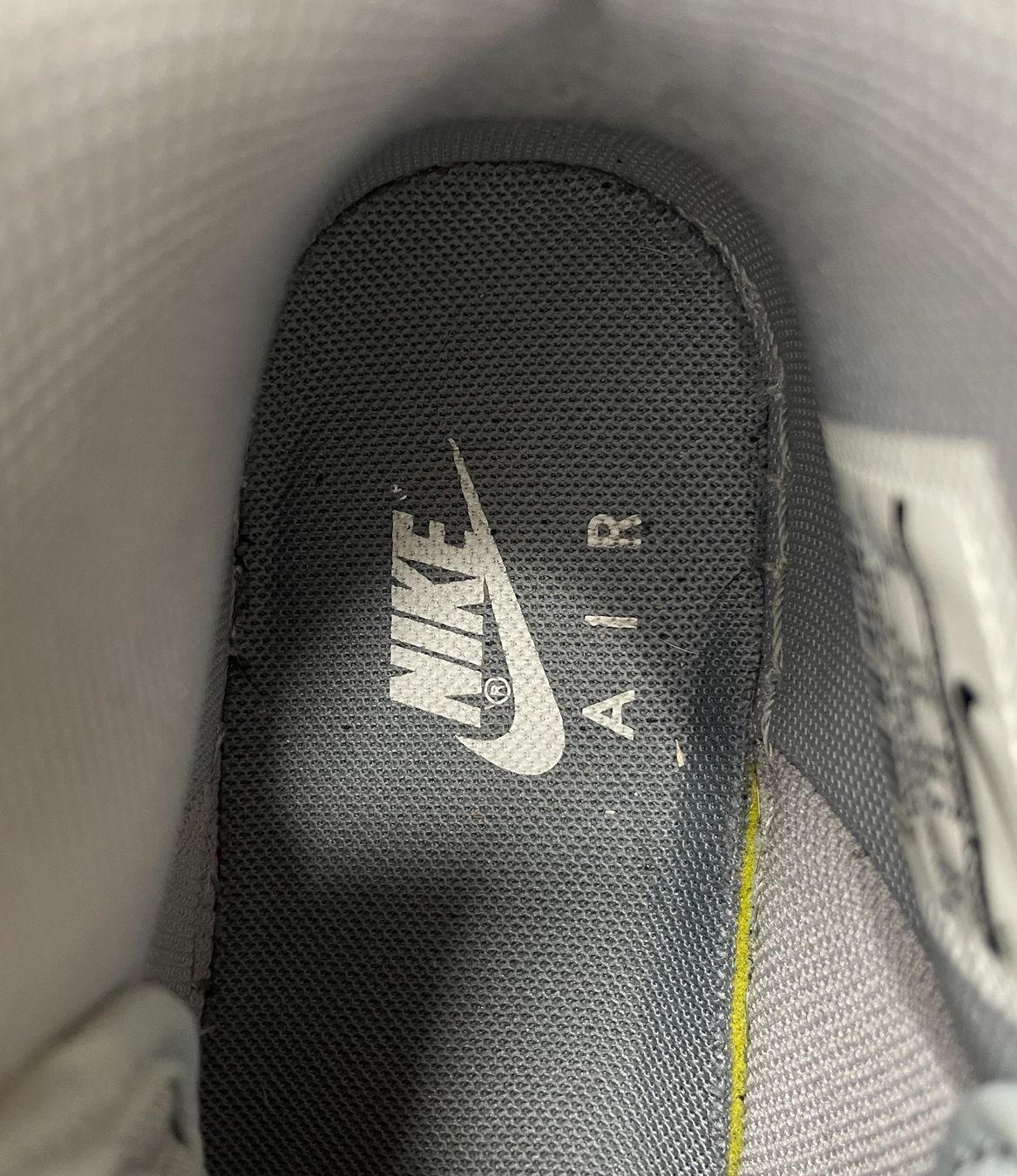 Nike Chaussures hommes: NIKE AF1 – D'occasion à Lausanne par PlusValue_Lausanne 7