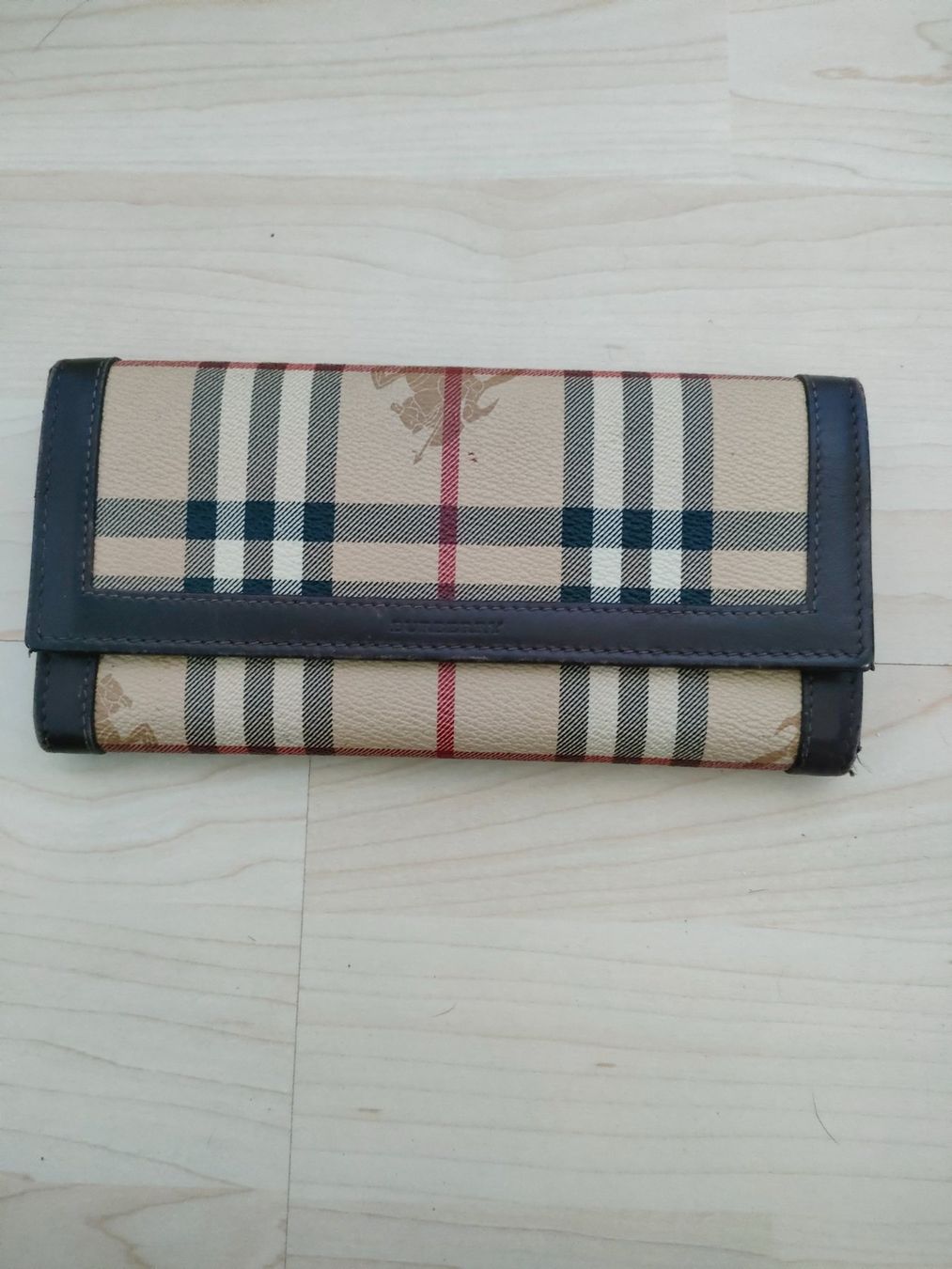 Burberry Portamonete: Burberry Portomonaie – Usato da Richterswil venduto da Auric87